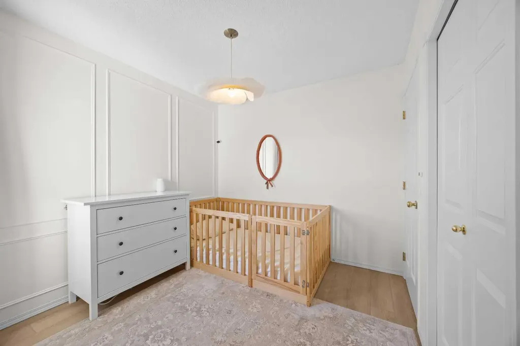 176 Arbour Grove Close NW Calgary AB T3G 4J2