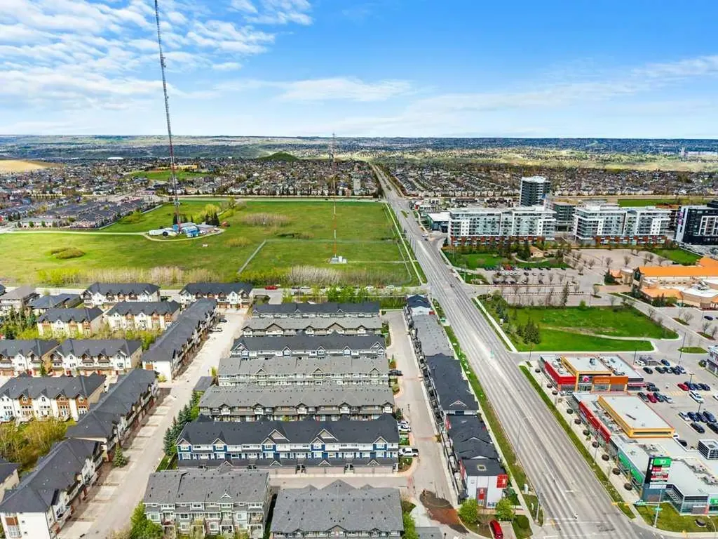 205 Wentworth Row SW Calgary AB T3H 1Y1