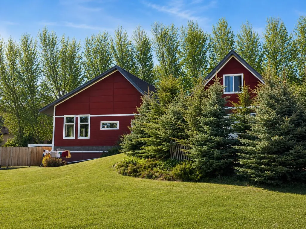 211 Moon River Drive Moon River Estates AB T0L1M0