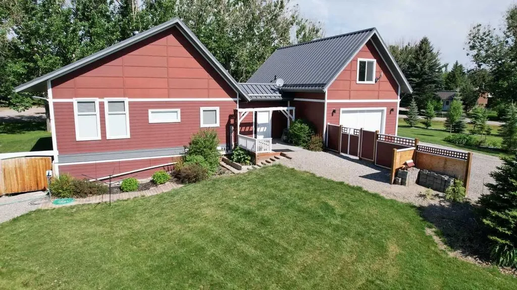 211 Moon River Drive Moon River Estates AB T0L1M0