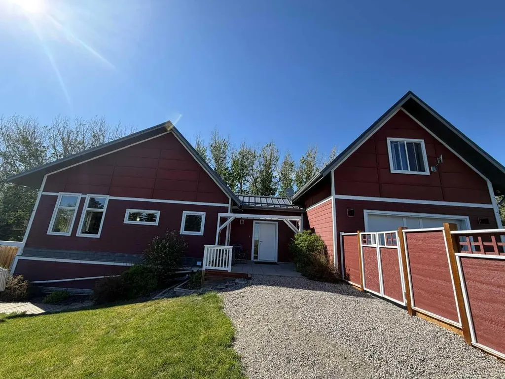 211 Moon River Drive Moon River Estates AB T0L1M0