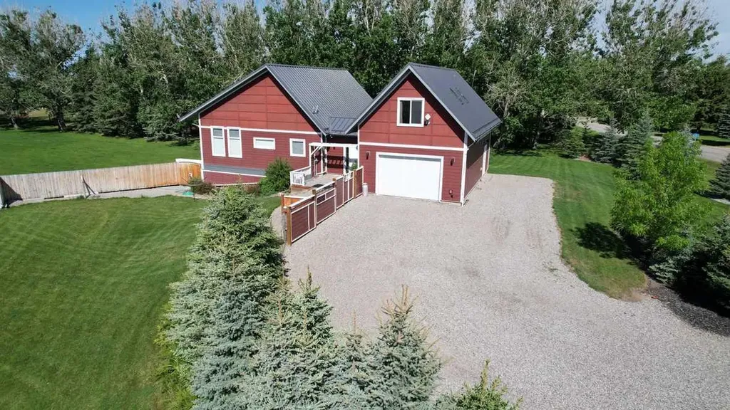 211 Moon River Drive Moon River Estates AB T0L1M0