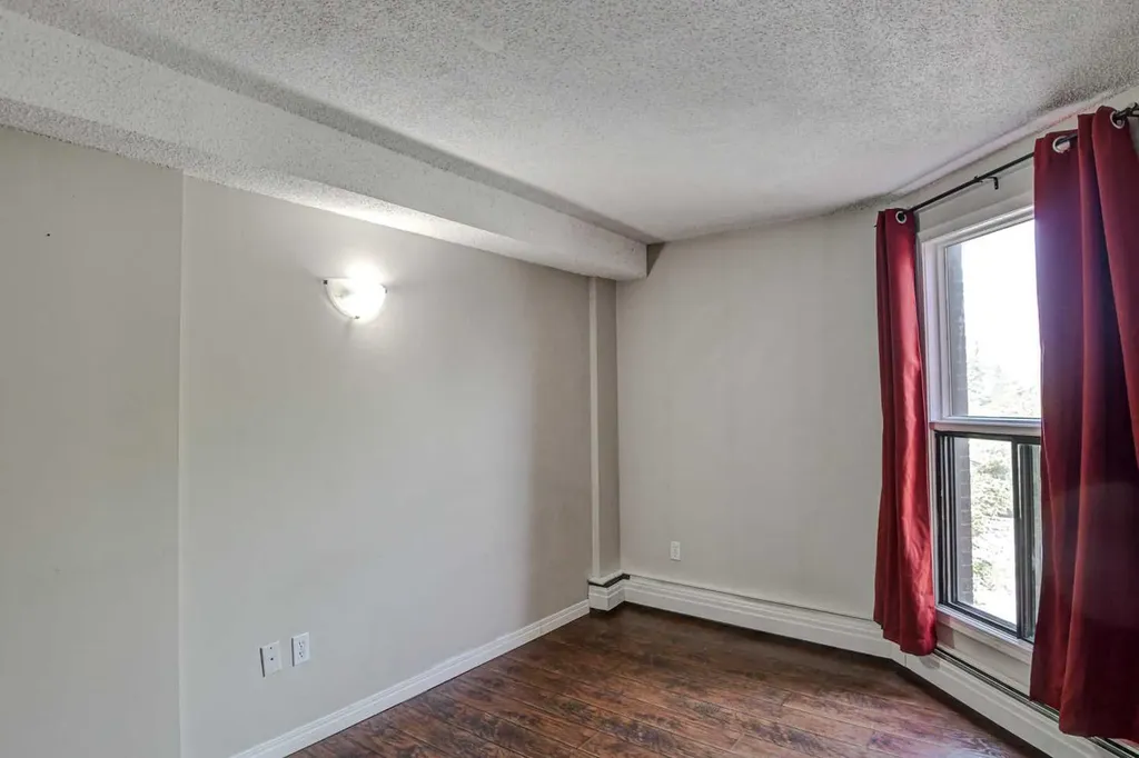 1900 25a Street SW Calgary AB T3E 1Y5