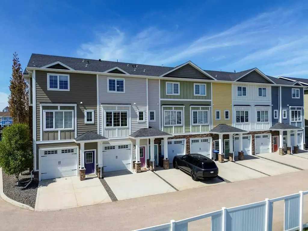 5210 Lakeshore Drive Sylvan Lake AB T4S 0M6