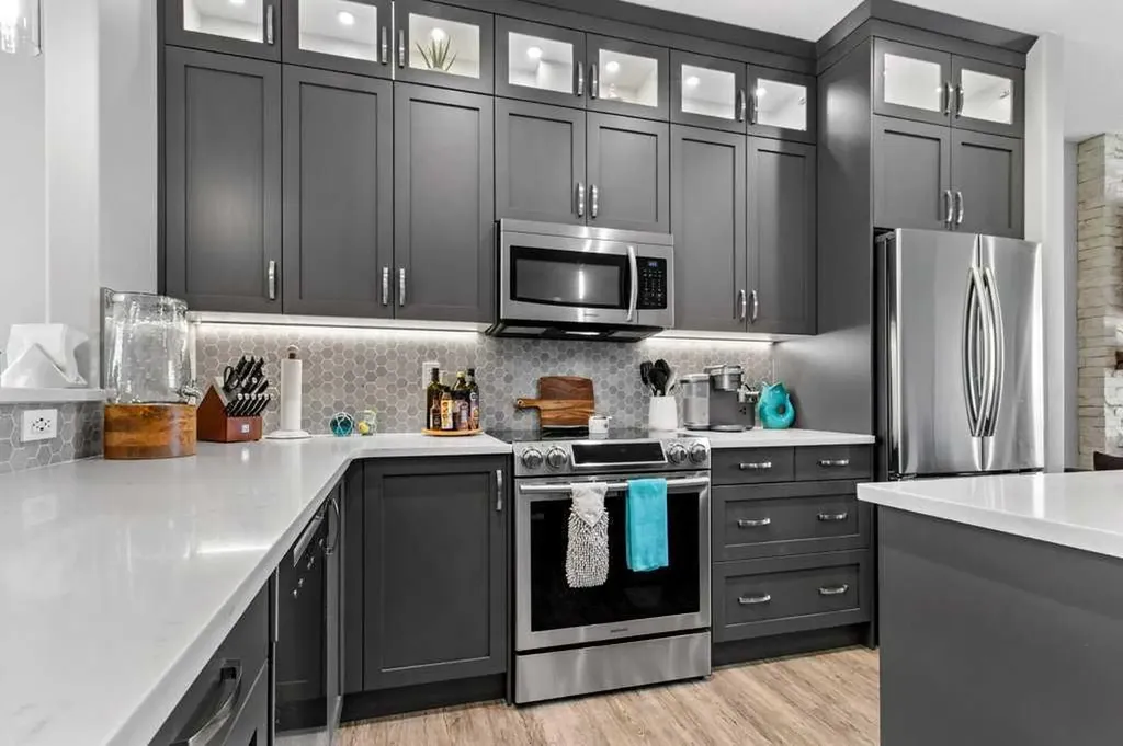 5210 Lakeshore Drive Sylvan Lake AB T4S 0M6