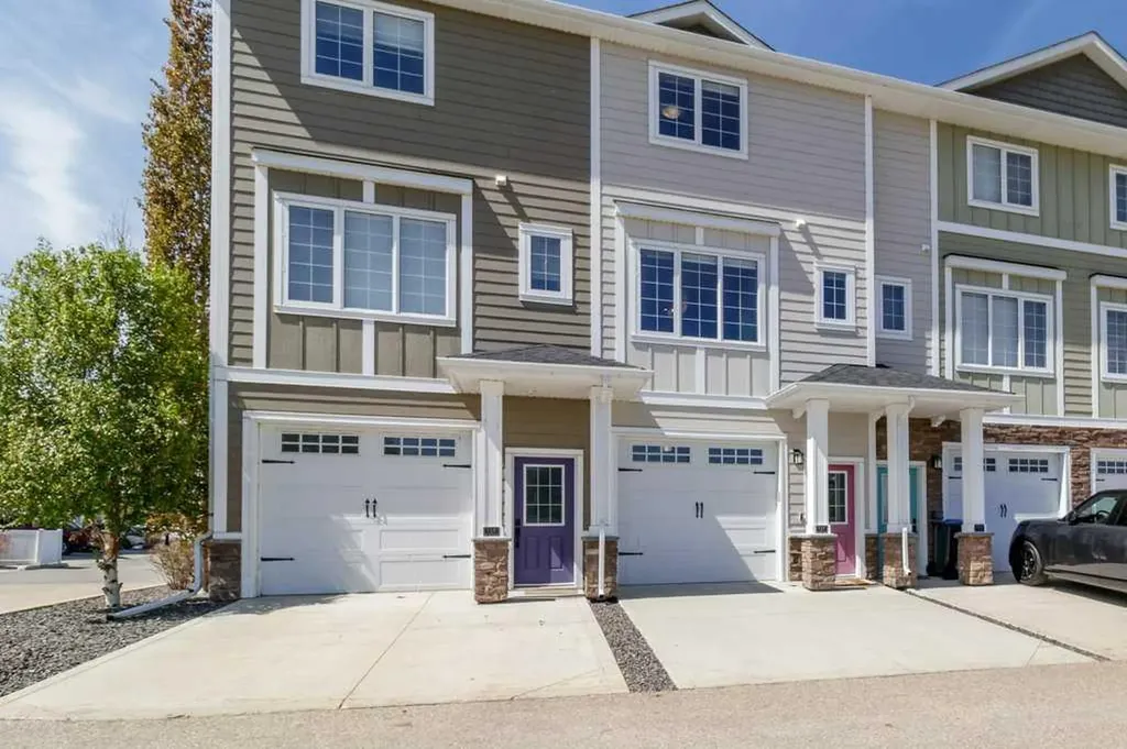 5210 Lakeshore Drive Sylvan Lake AB T4S 0M6