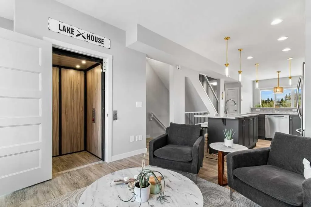 5210 Lakeshore Drive Sylvan Lake AB T4S 0M6