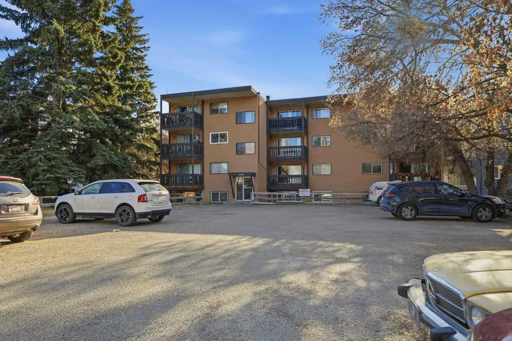4746 55 Street Red Deer AB T4N 2J1