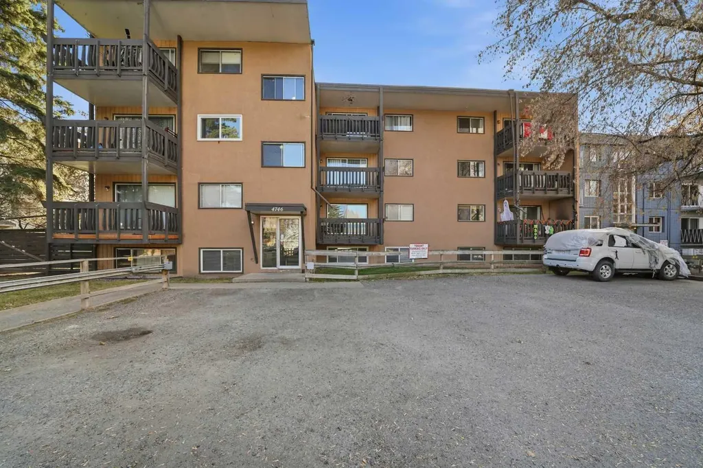 4746 55 Street Red Deer AB T4N 2J1