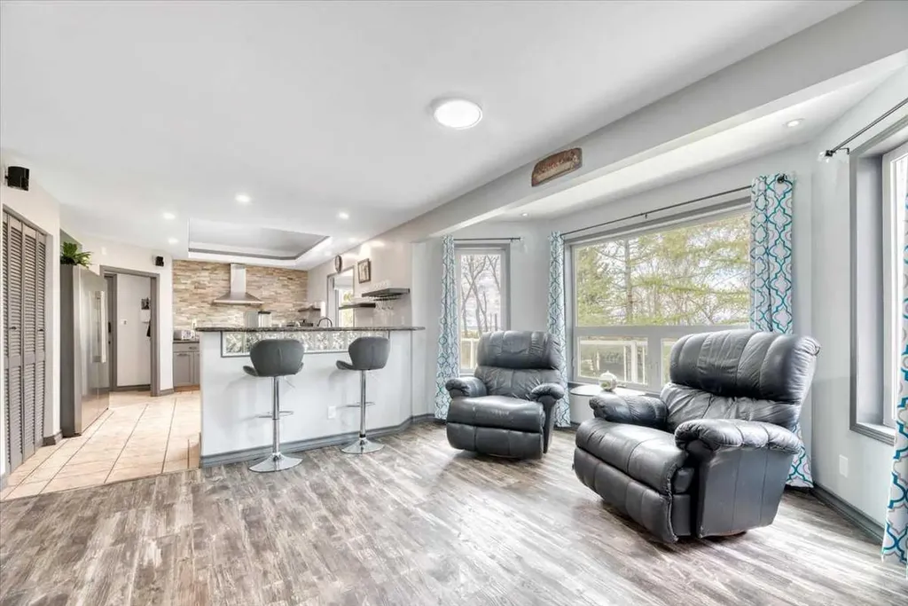 261017 Range Road 244 Rural Wheatland County AB T1P 0L1