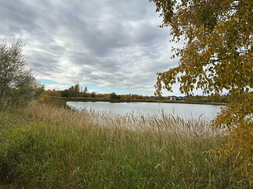 9033 59 Avenue Grande Prairie AB T8W 0K1