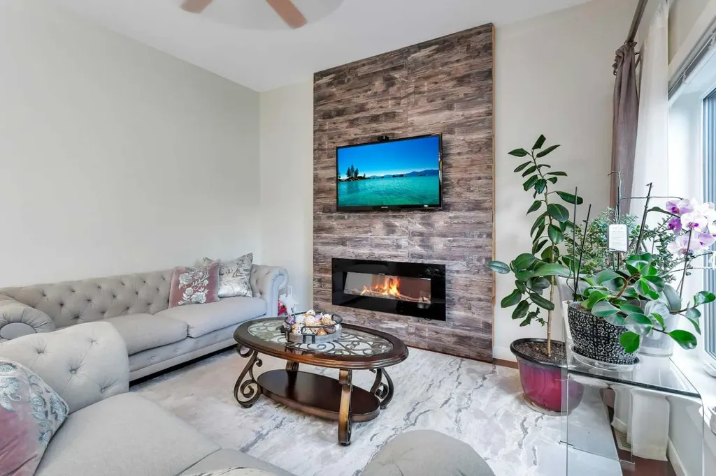 149 Carrington Drive Red Deer AB T4P 0G5