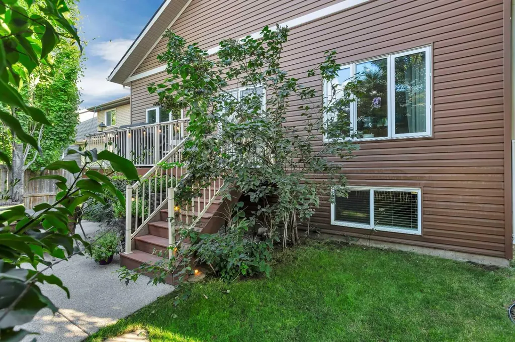 149 Carrington Drive Red Deer AB T4P 0G5