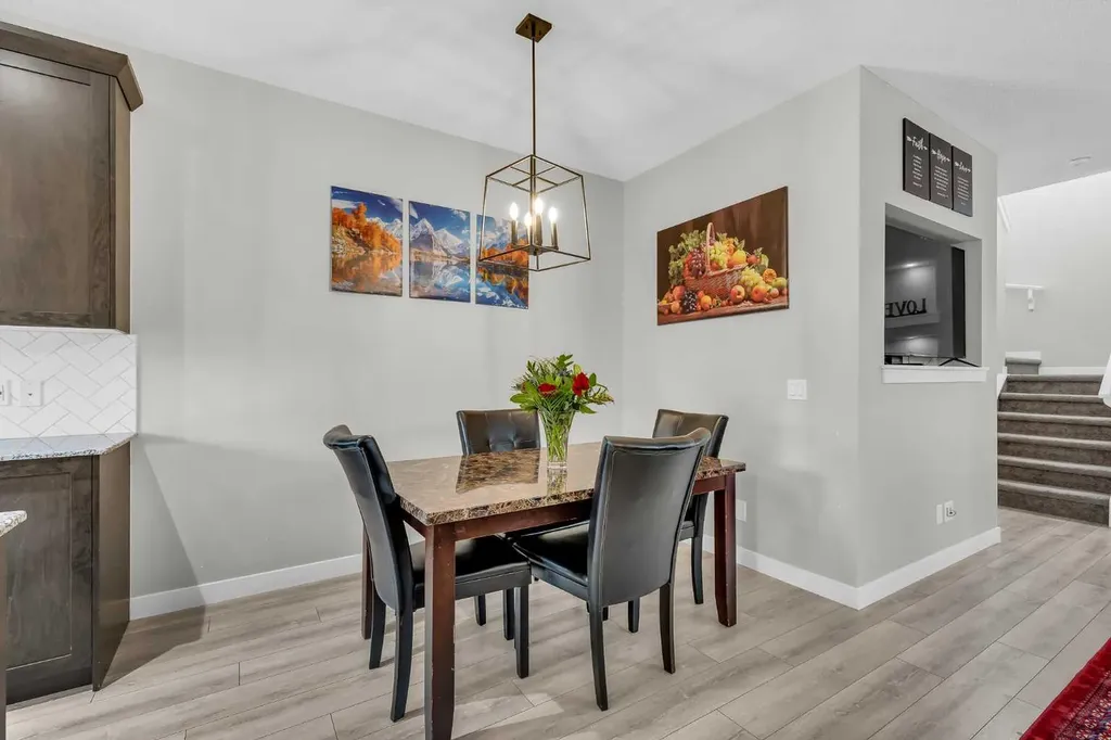 114 Hillcrest Close SW Airdrie AB T4B 4H6