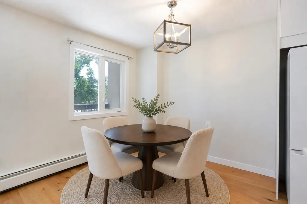 1033 15 Avenue SW Calgary AB T2R 0S5