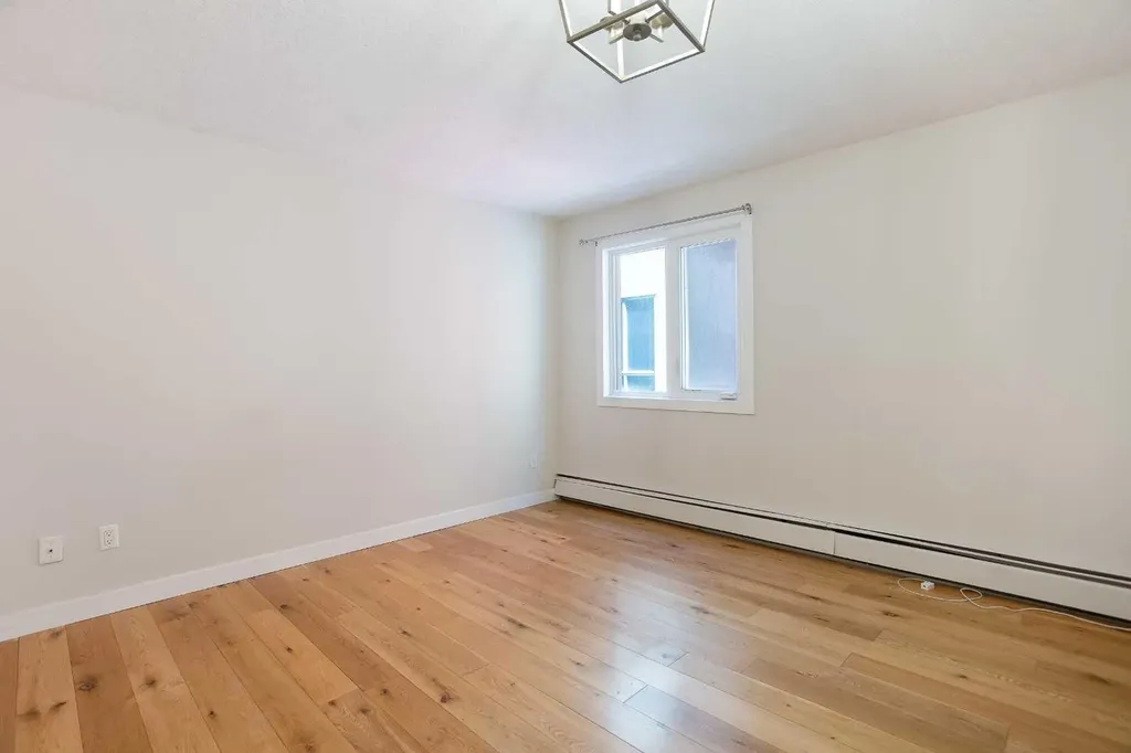 1033 15 Avenue SW Calgary AB T2R 0S5