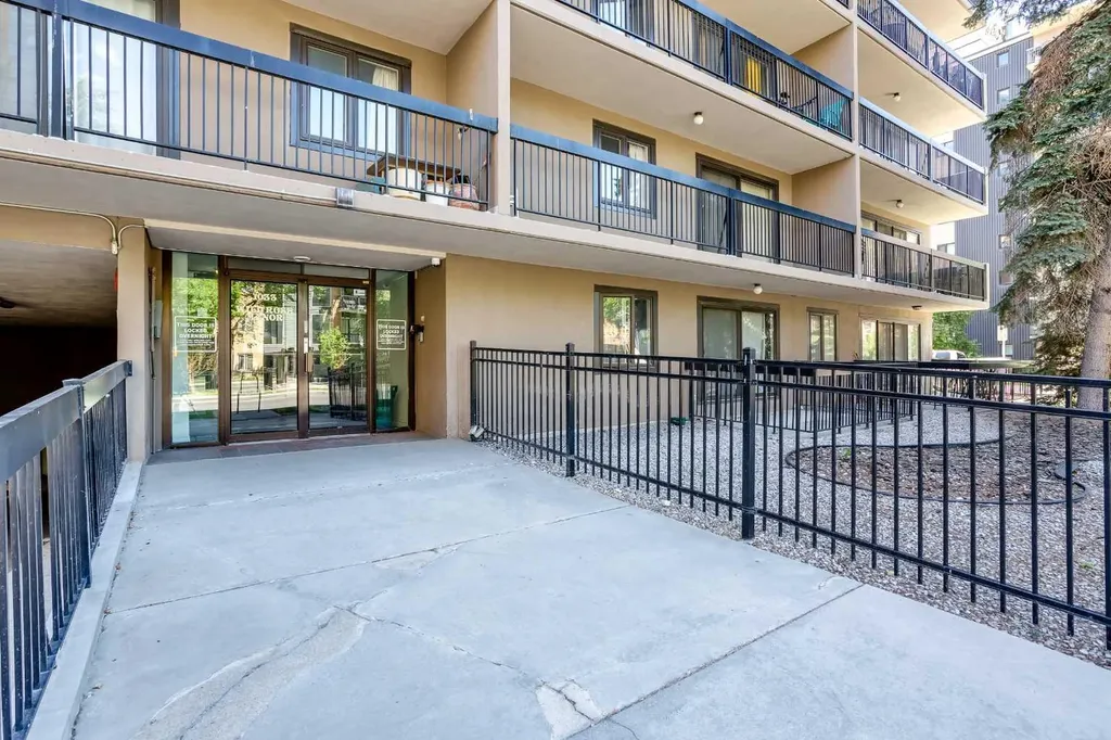 1033 15 Avenue SW Calgary AB T2R 0S5