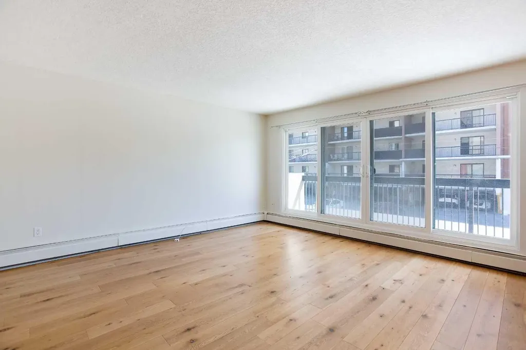 1033 15 Avenue SW Calgary AB T2R 0S5