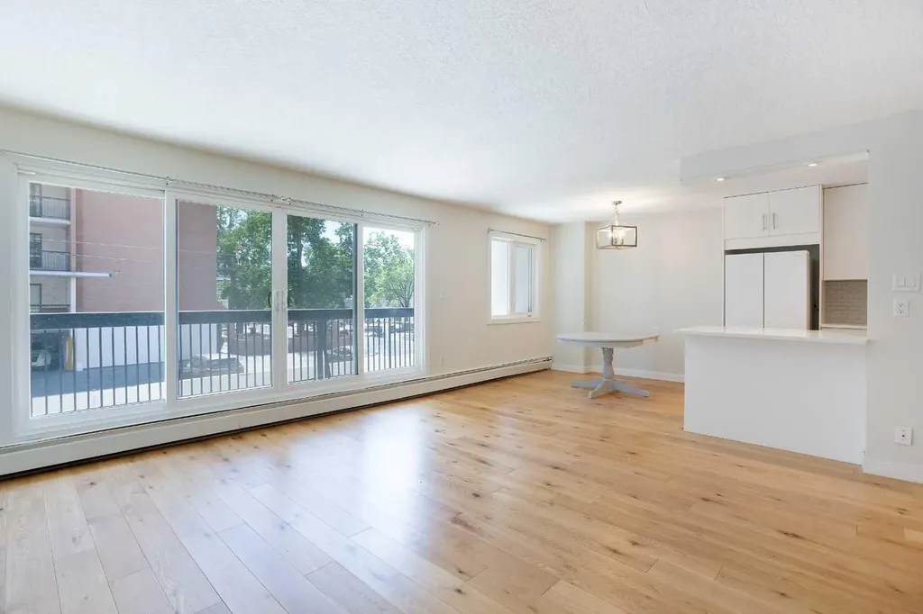 1033 15 Avenue SW Calgary AB T2R 0S5