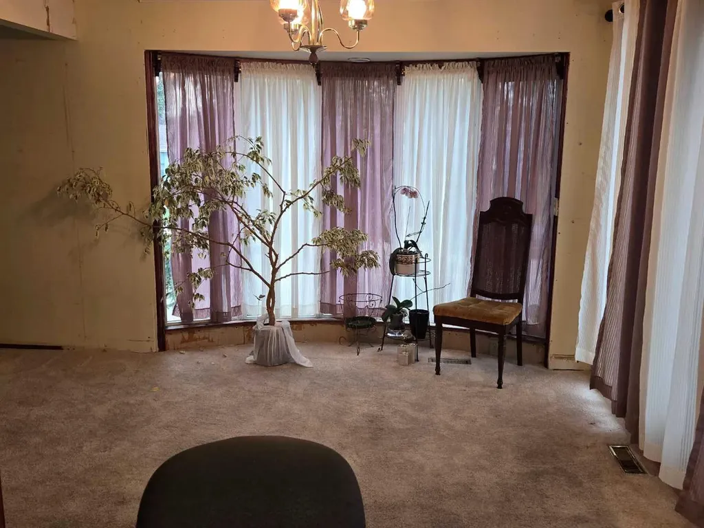 6803 Dalmeny Gate NW Calgary AB T3A 1T5