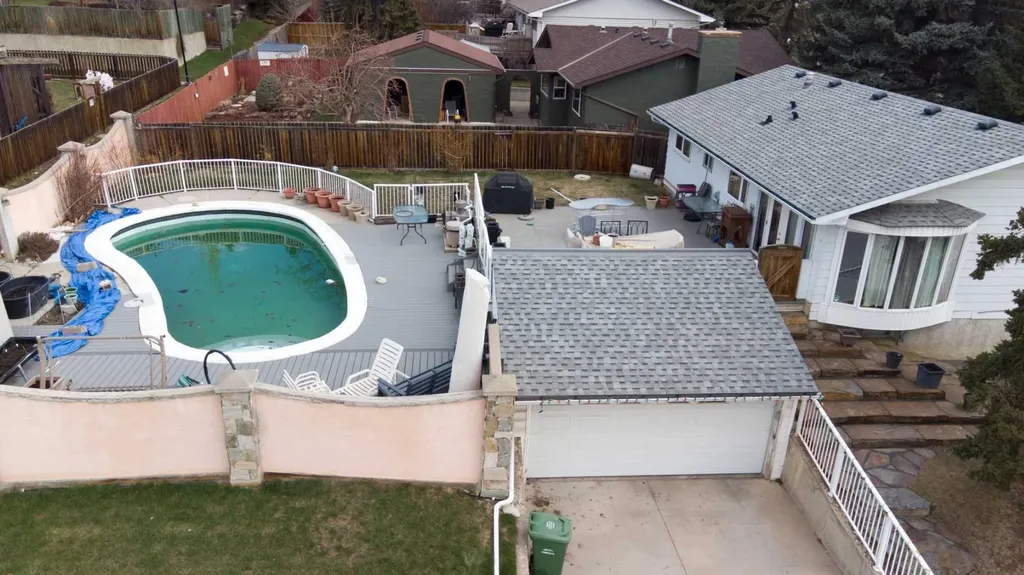 6803 Dalmeny Gate NW Calgary AB T3A 1T5