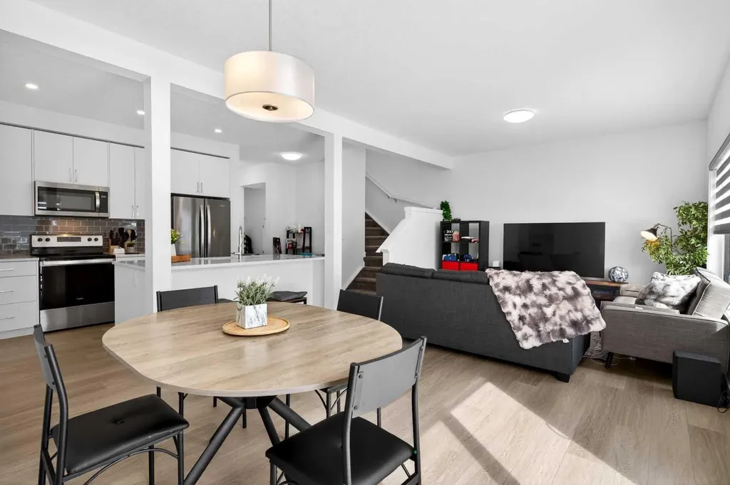 48 Willow Green SW Airdrie AB T4B 5M3
