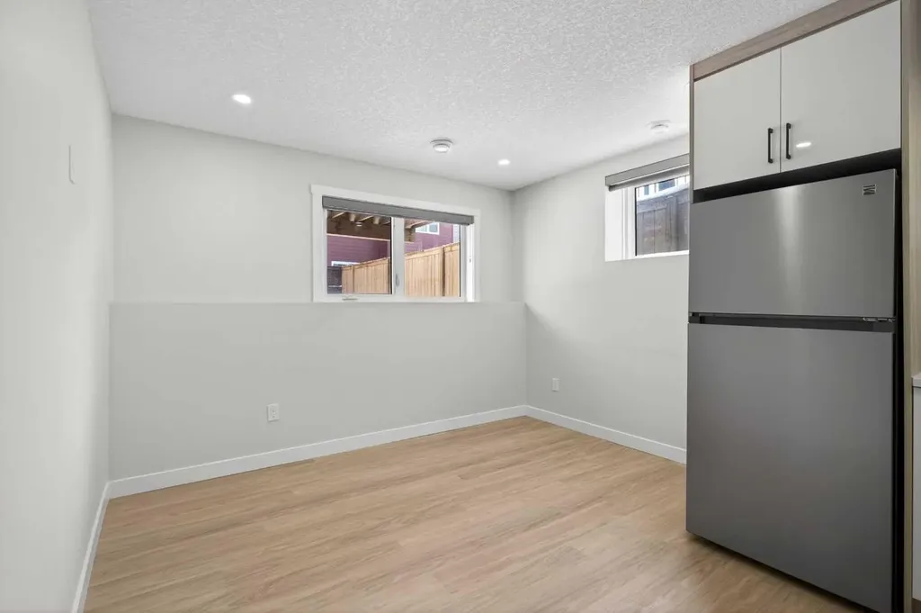 48 Willow Green SW Airdrie AB T4B 5M3