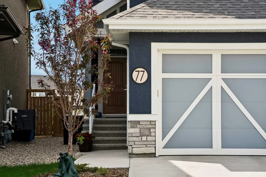 77 Magnolia Heath SE Calgary AB T3M 2Z7