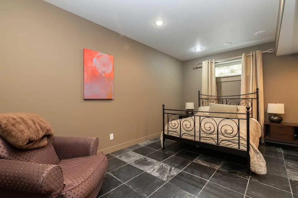 244 Canal Street Rural Ponoka County AB T4L2N3