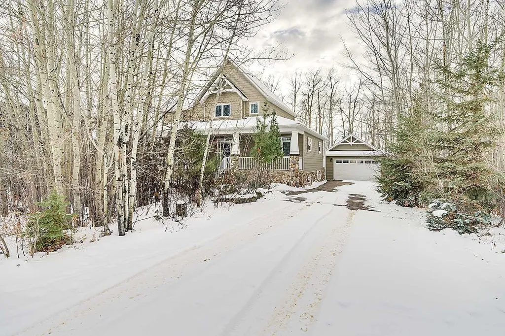 244 Canal Street Rural Ponoka County AB T4L2N3