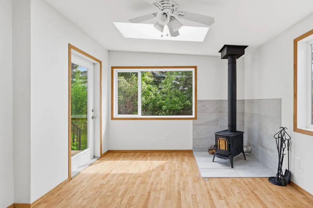 128 Valley Brook Circle NW Calgary AB T3B 5S2