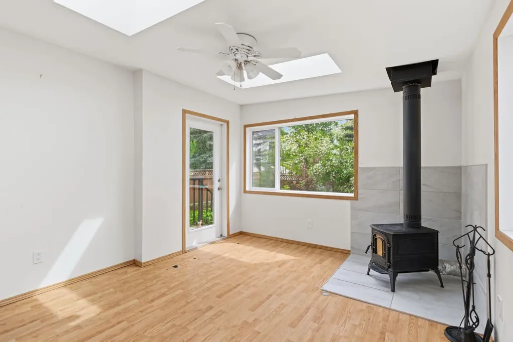 128 Valley Brook Circle NW Calgary AB T3B 5S2