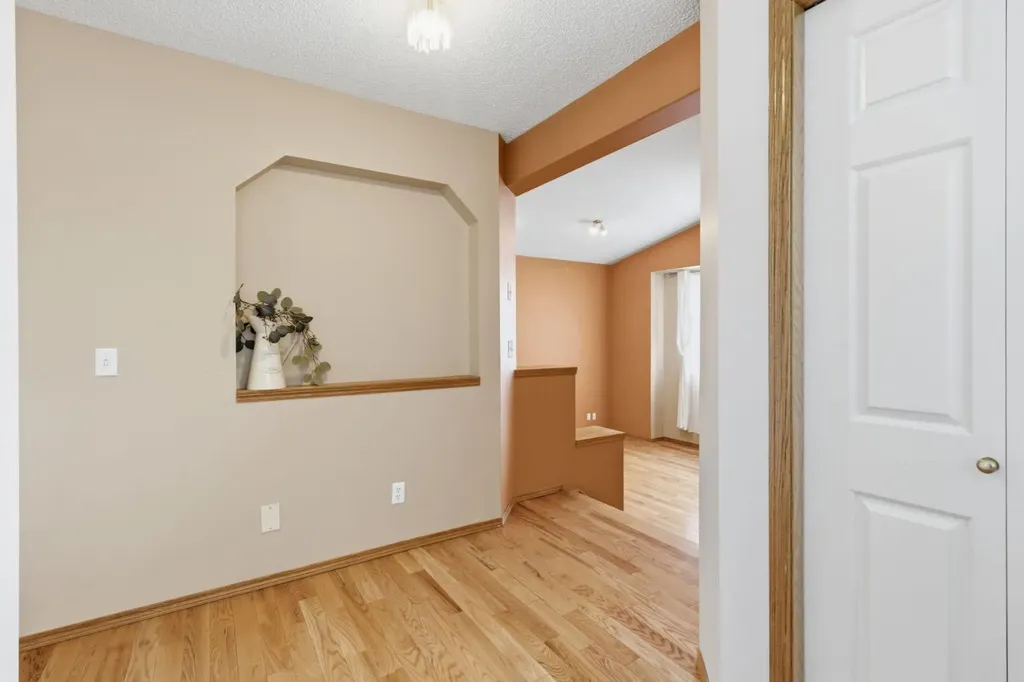 128 Valley Brook Circle NW Calgary AB T3B 5S2