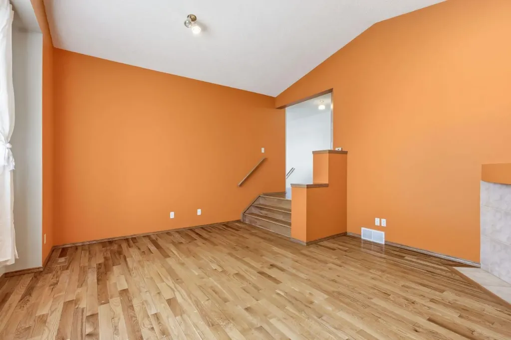 128 Valley Brook Circle NW Calgary AB T3B 5S2