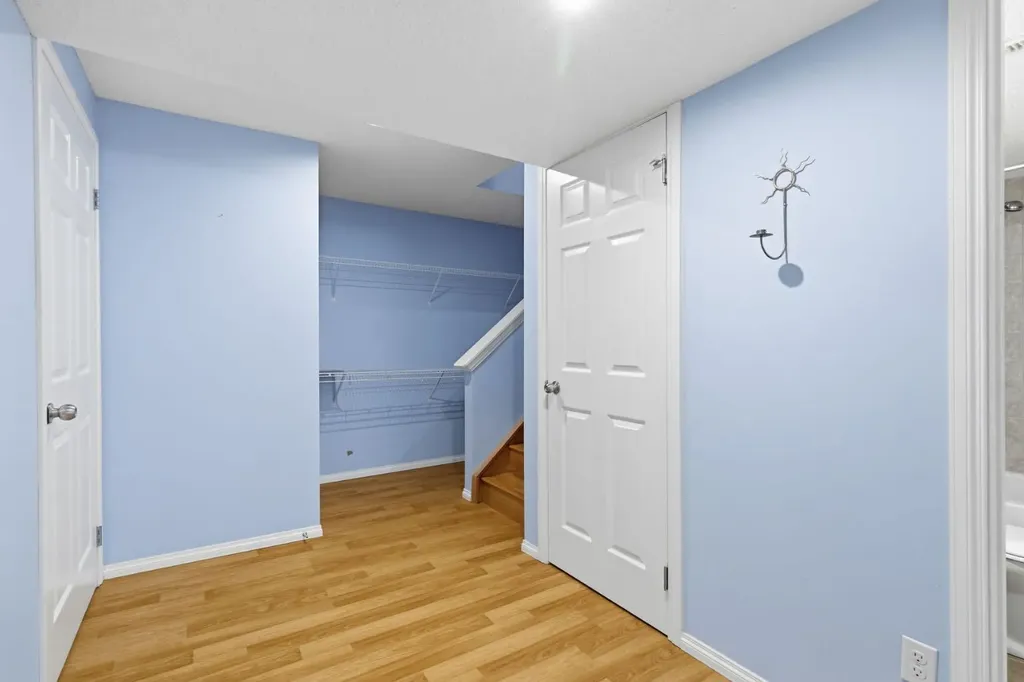 128 Valley Brook Circle NW Calgary AB T3B 5S2