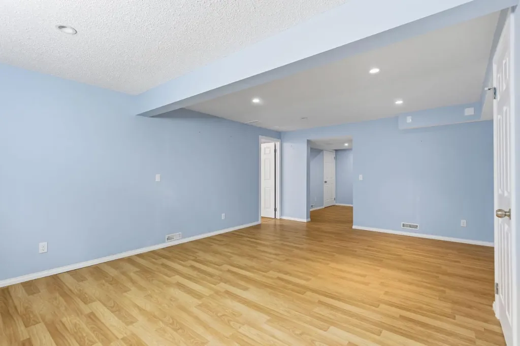 128 Valley Brook Circle NW Calgary AB T3B 5S2