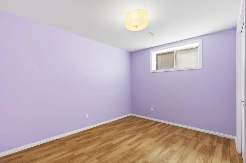 128 Valley Brook Circle NW Calgary AB T3B 5S2