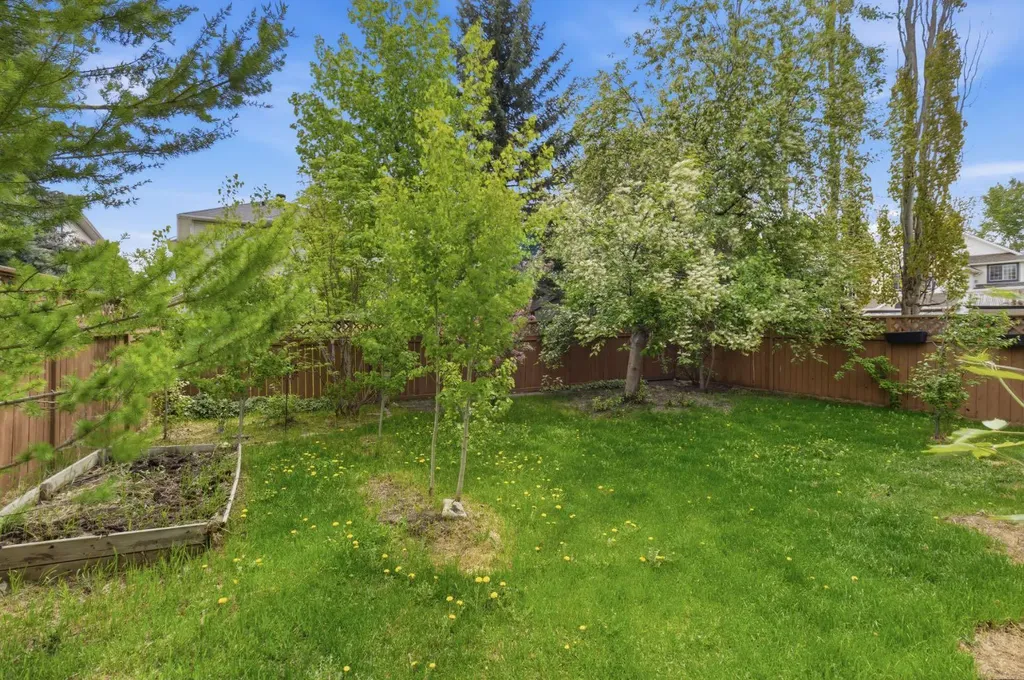 128 Valley Brook Circle NW Calgary AB T3B 5S2