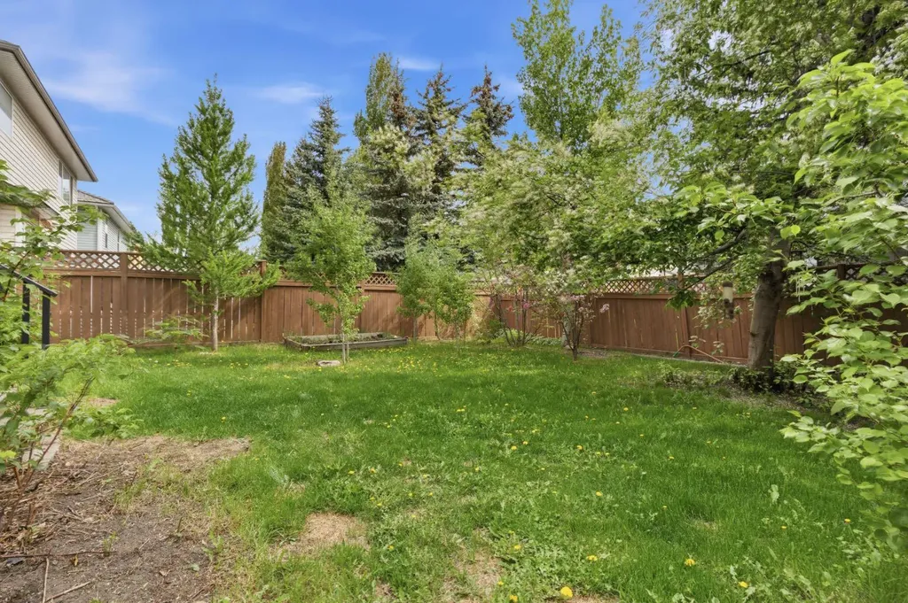 128 Valley Brook Circle NW Calgary AB T3B 5S2