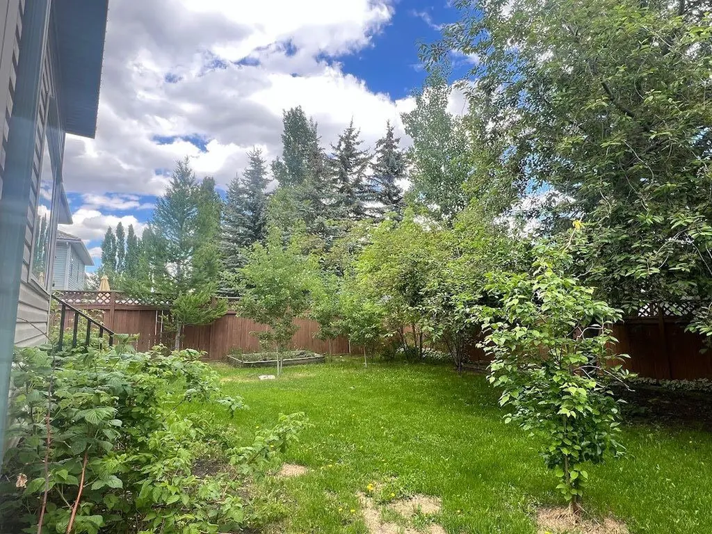 128 Valley Brook Circle NW Calgary AB T3B 5S2