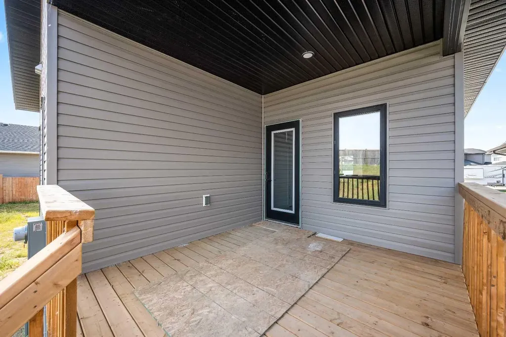 3321 41 Avenue Lloydminster SK S9V 2K6