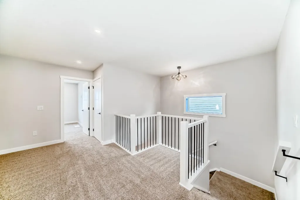 1947 Mccaskill Drive Crossfield AB T0M 0S0