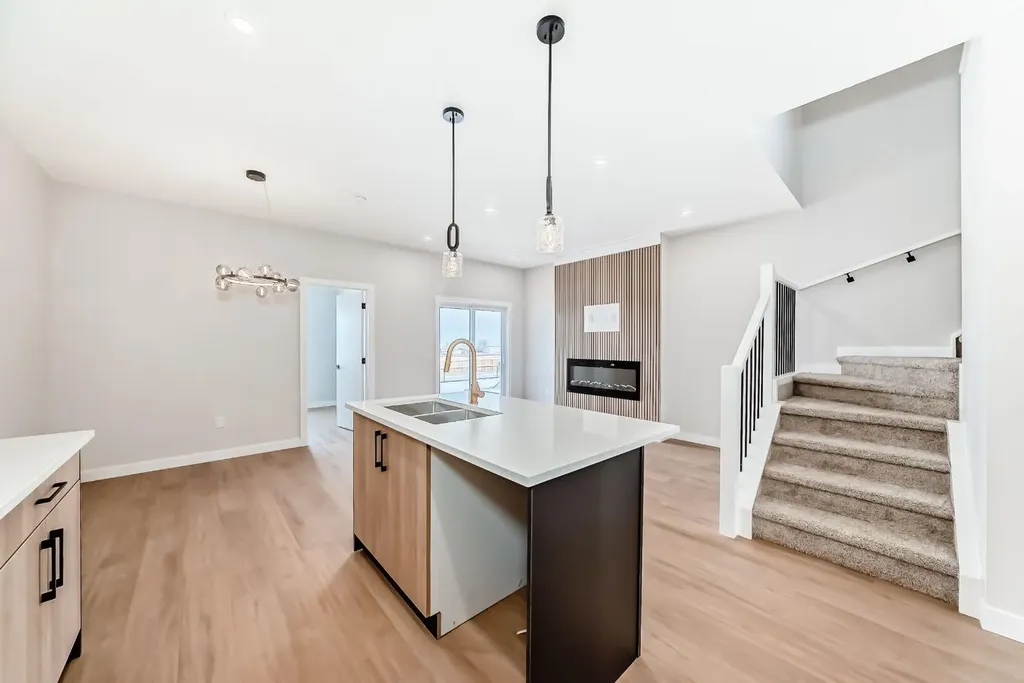 1947 Mccaskill Drive Crossfield AB T0M 0S0