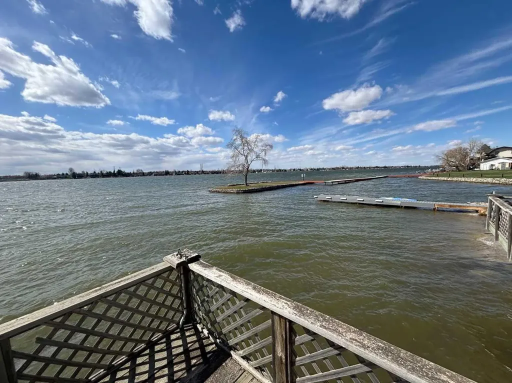 1065 East Chestermere Drive Chestermere AB T1X 1A9