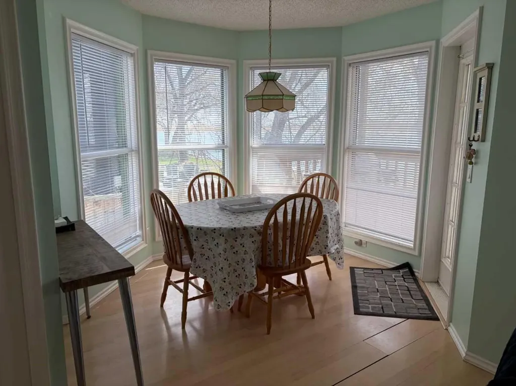 1065 East Chestermere Drive Chestermere AB T1X 1A9