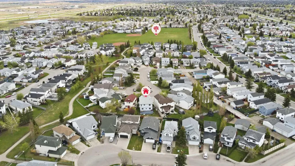 285 Fresno Place NE Calgary AB T1Y 6Y3
