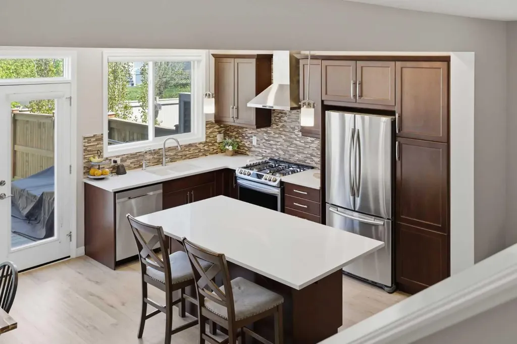 58 Kingfisher Crescent SE Airdrie AB T4A 0X5