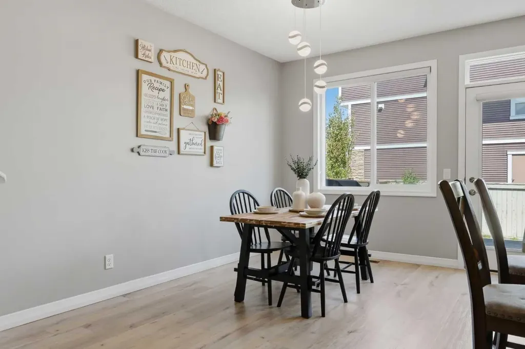 58 Kingfisher Crescent SE Airdrie AB T4A 0X5