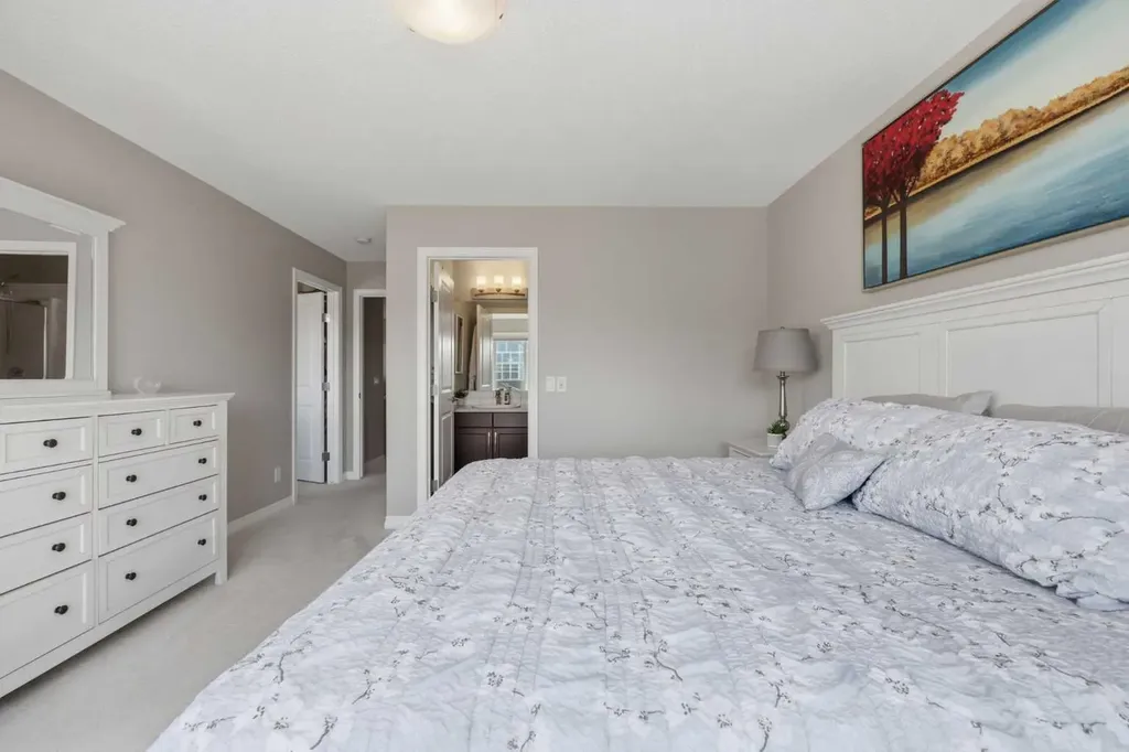 58 Kingfisher Crescent SE Airdrie AB T4A 0X5