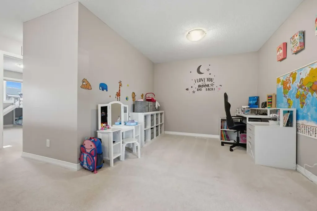 58 Kingfisher Crescent SE Airdrie AB T4A 0X5